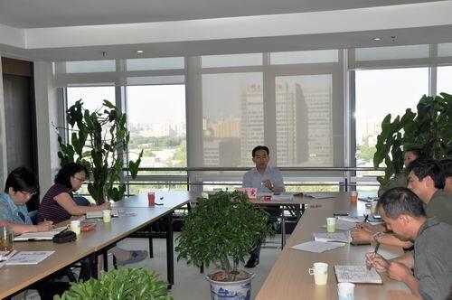 E}51MXB04~7A{FK4G3R~__W.jpg/